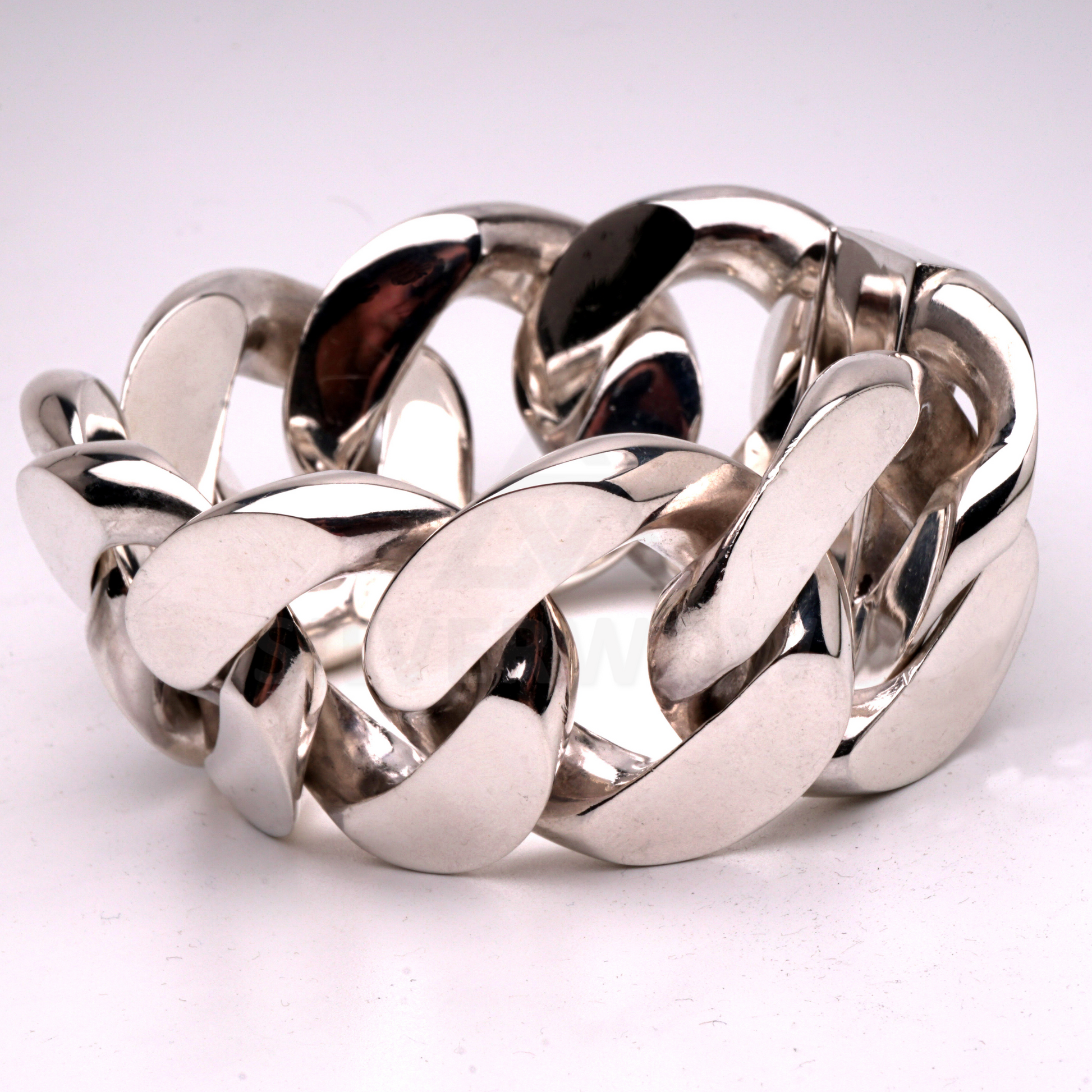 PL23 40mm Reverse Lock Curb Bracelet - SilverWow™