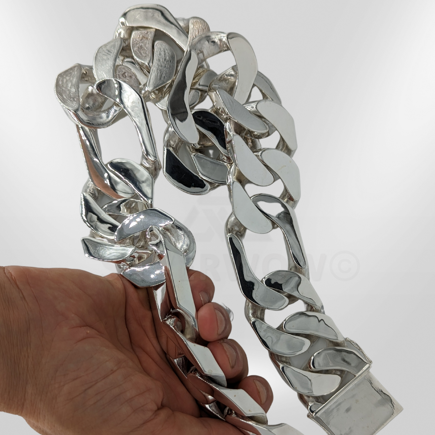 PL23 40mm Figaro Link Necklace - SilverWow™