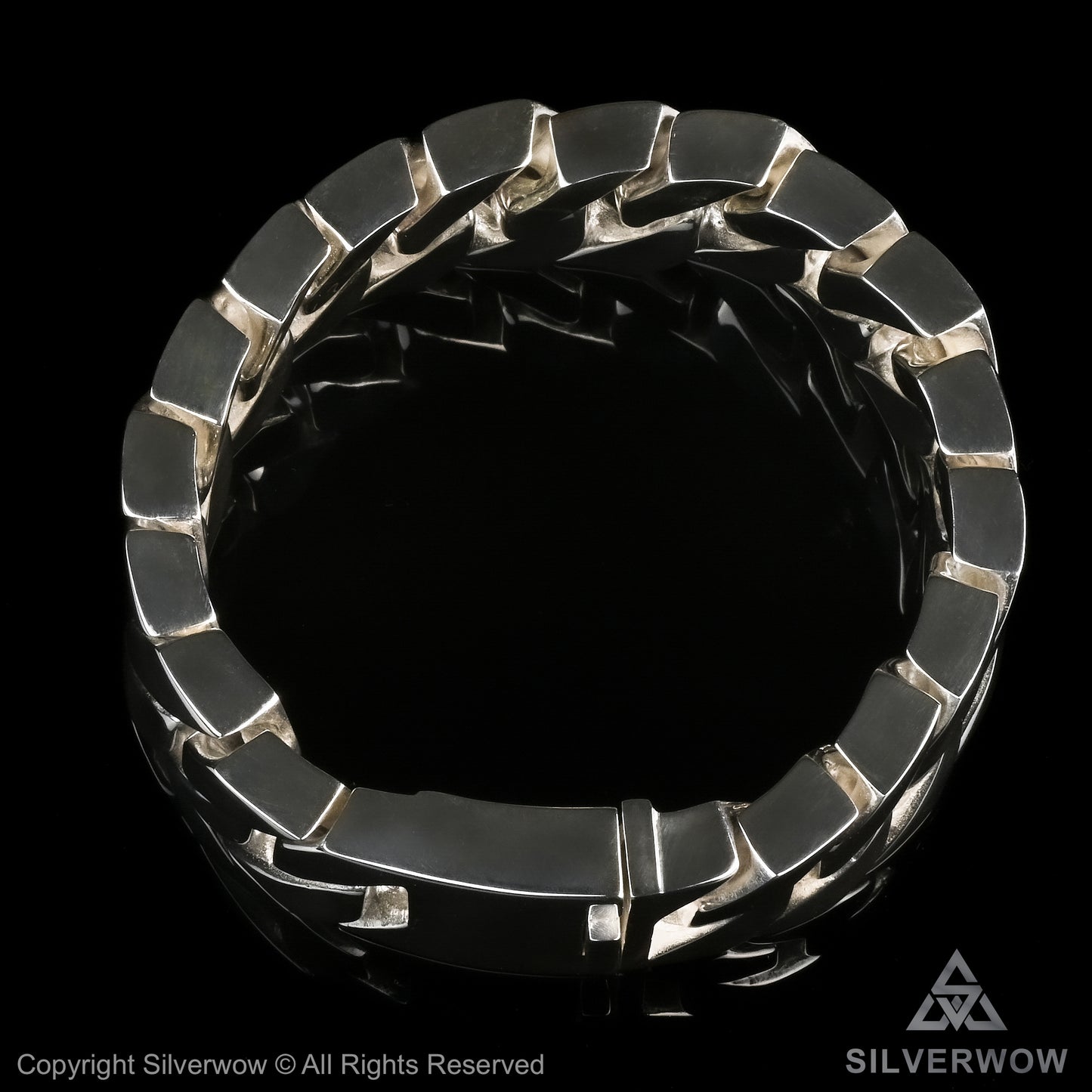 close-up of box clasp on 28mm heavy silver bracelet – solid and secure fit