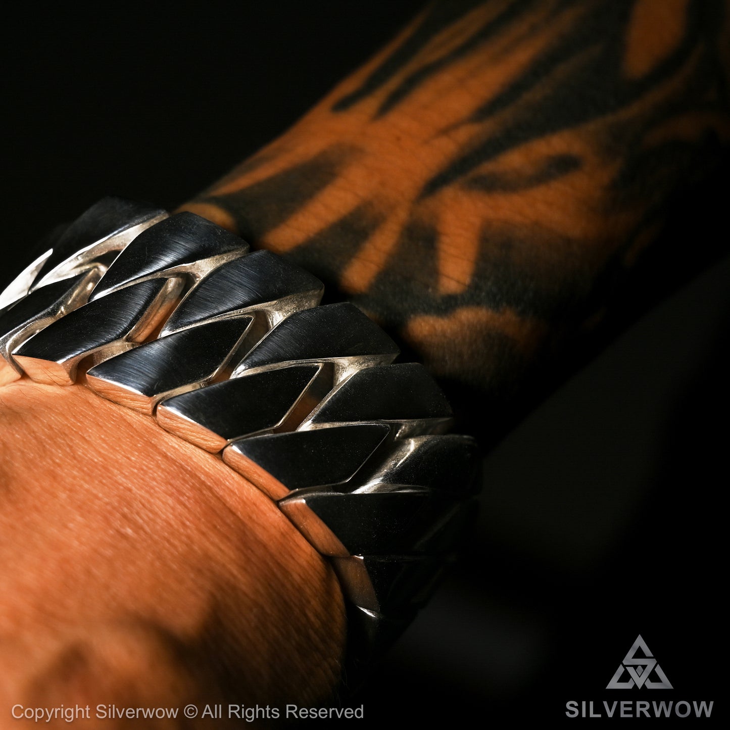 chunky men's silver bracelet – solid 925 curb links shown from top view