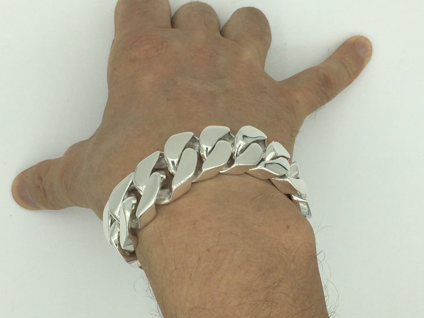 SilverWow™