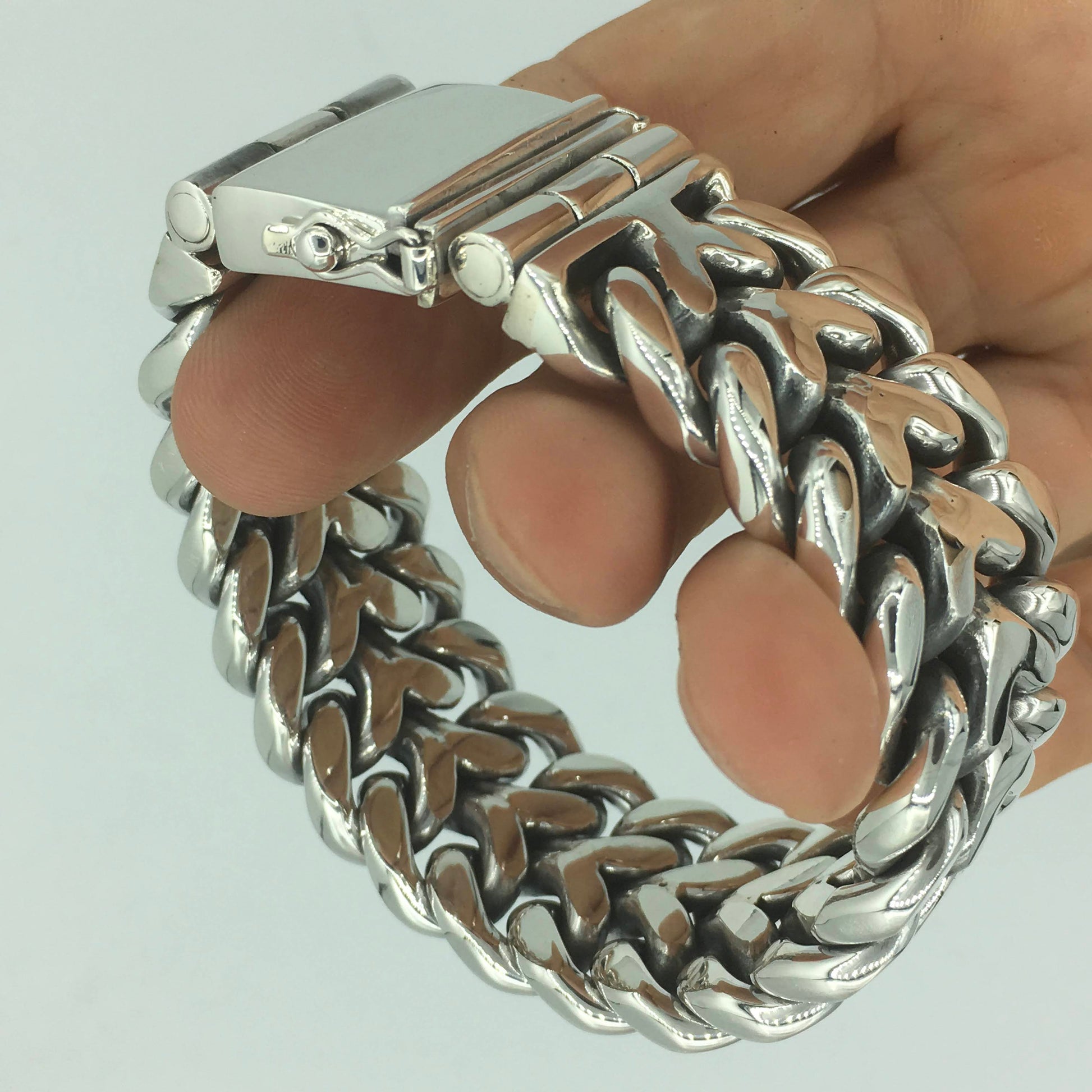 Herringbone Bracelet x 30mm - SilverWow™