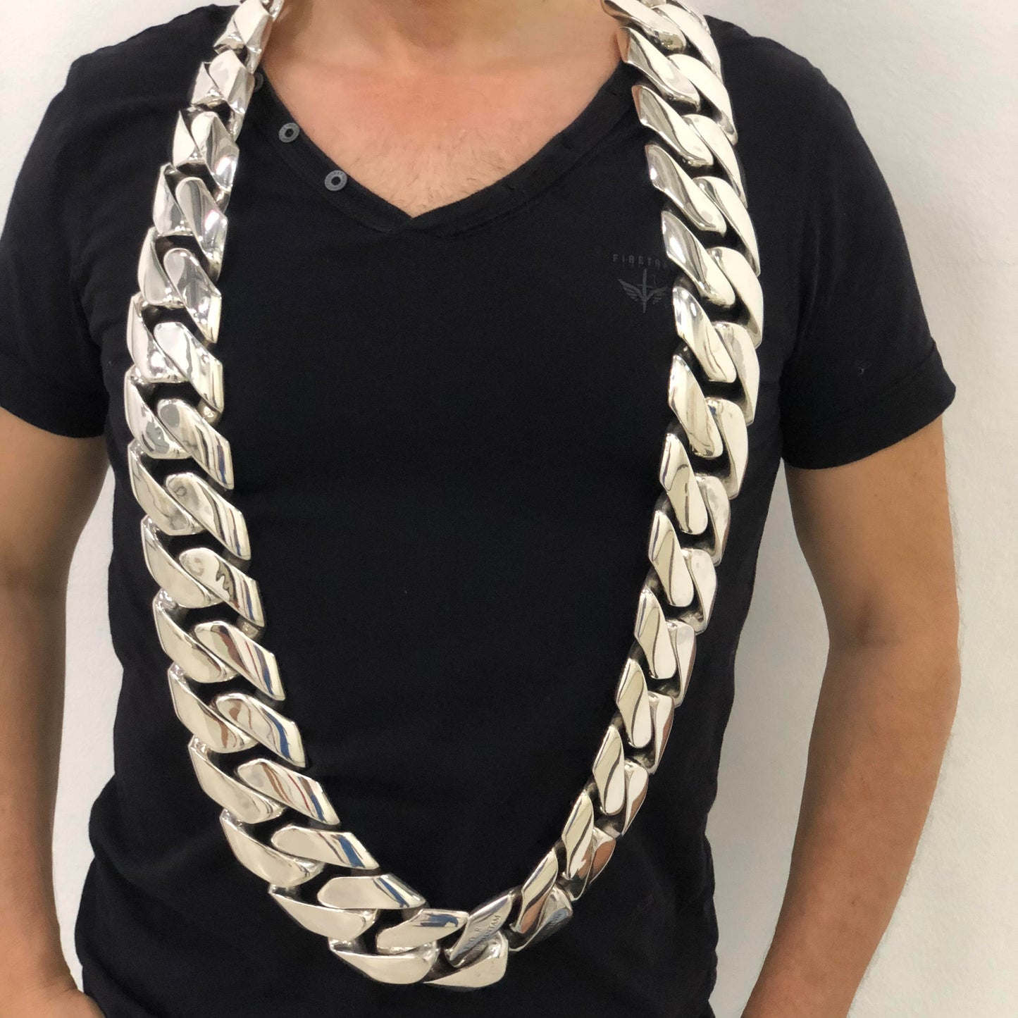 6.3 KG. The Planets Heaviest Cuban Necklace Chain ? - SilverWow™