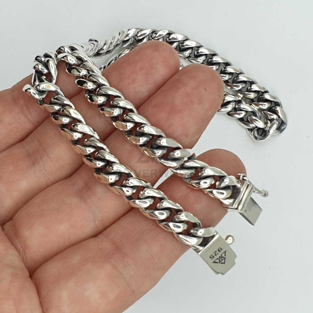 Sophisticated Sterling Silver Cuban Link Chain Bracelet- 7