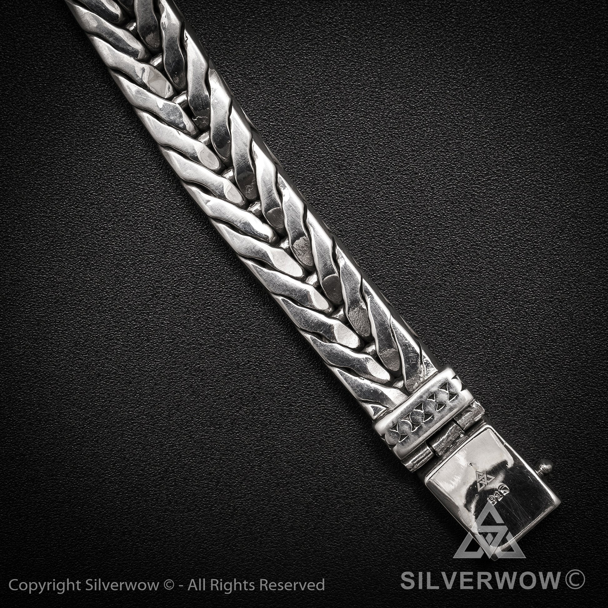 11mm Chevron Bracelet - SilverWow™