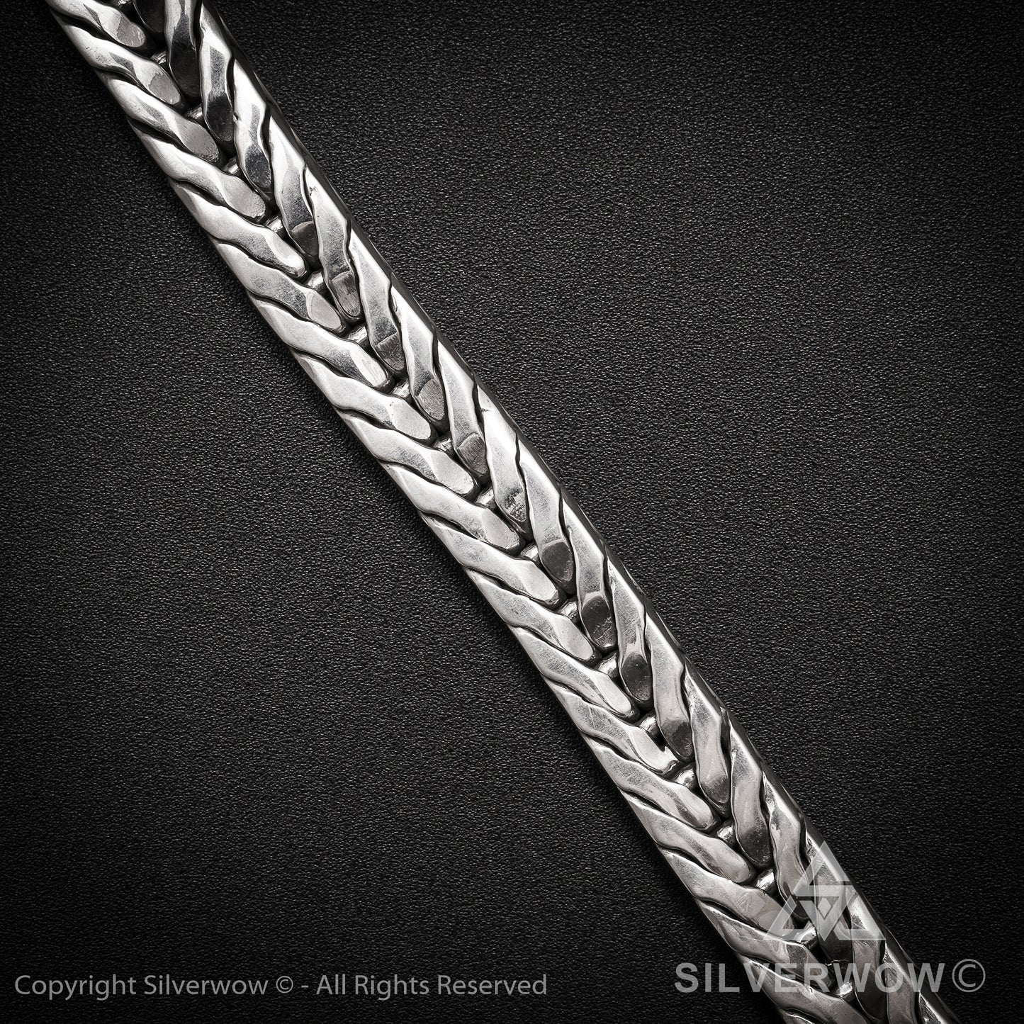 11mm Chevron Bracelet - SilverWow™