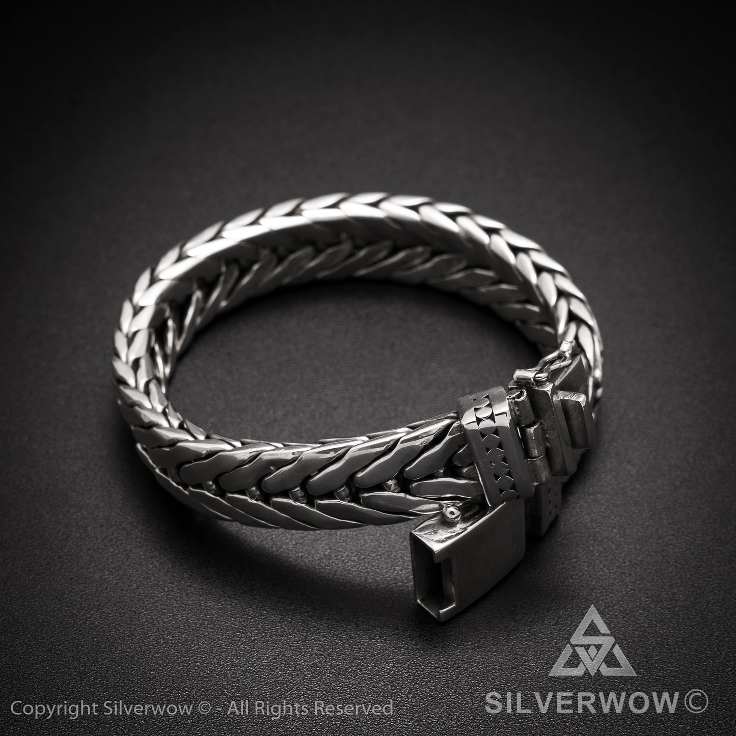 11mm Chevron Bracelet - SilverWow™