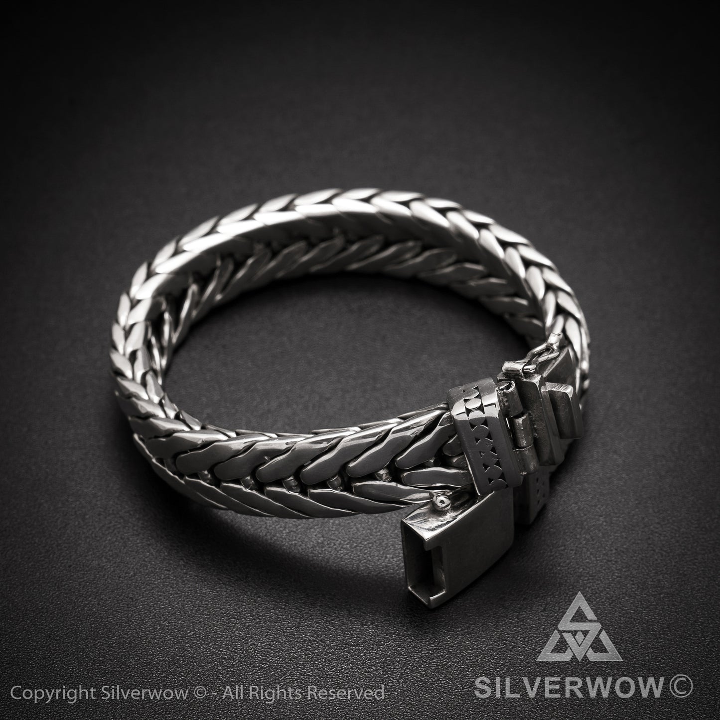 11mm Chevron Bracelet