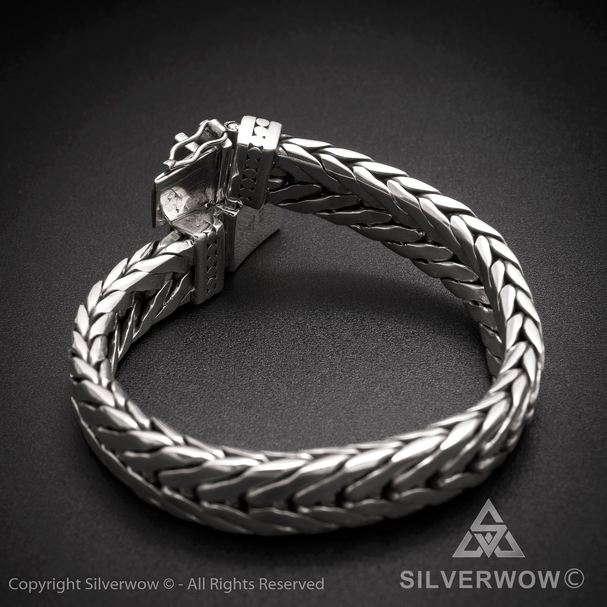 11mm Chevron Bracelet - SilverWow™