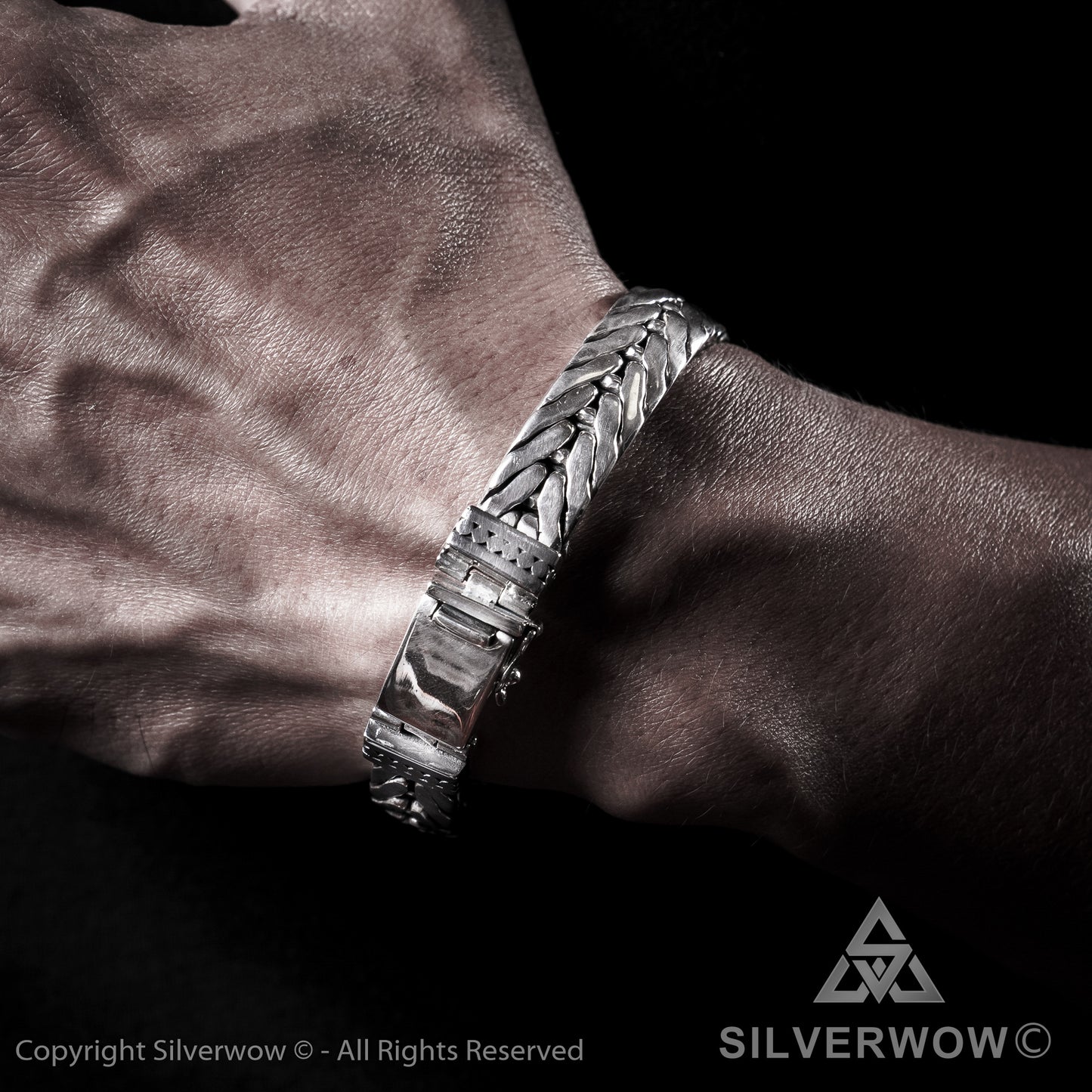 11mm Chevron Bracelet - SilverWow™