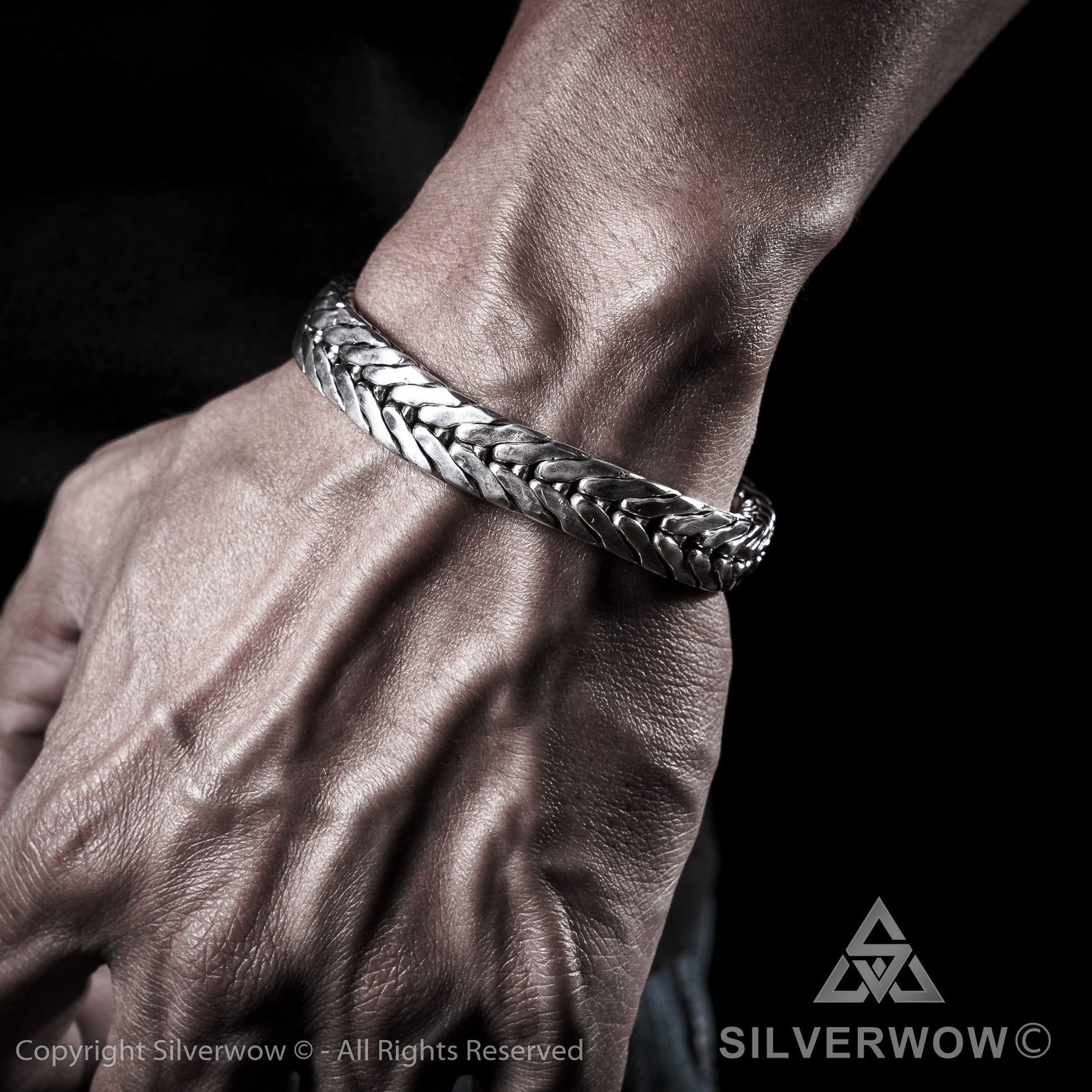 11mm Chevron Bracelet - SilverWow™