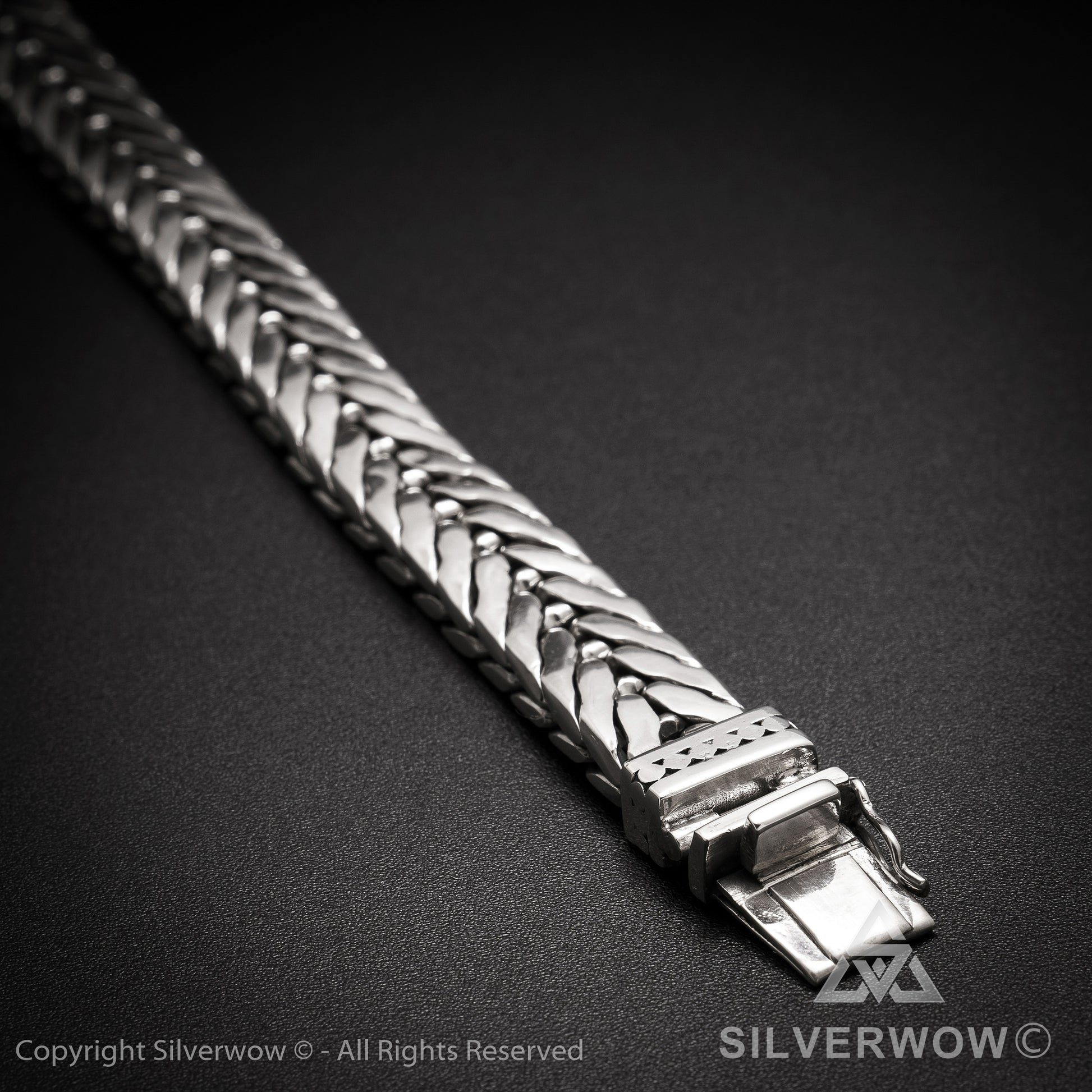 11mm Chevron Bracelet - SilverWow™