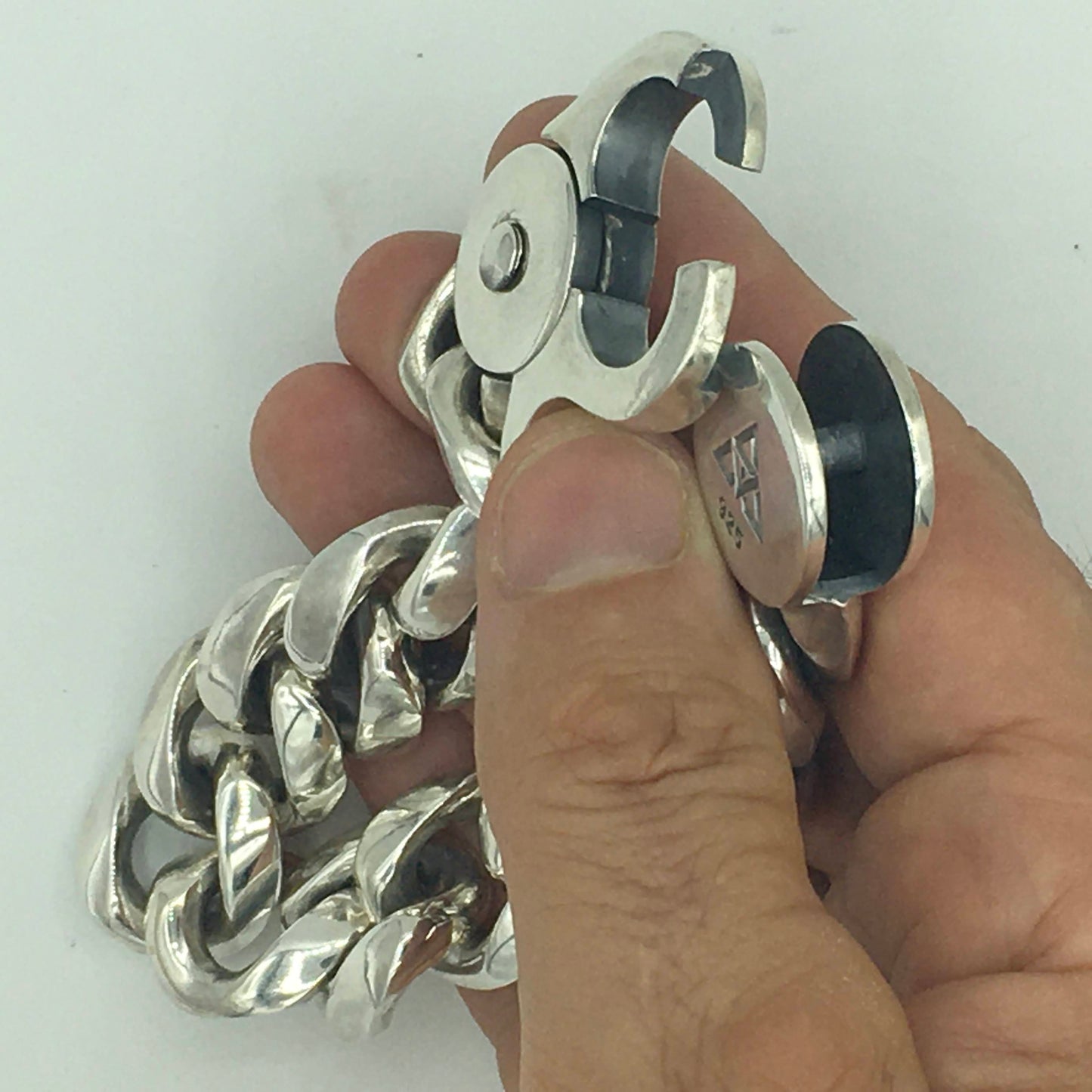 Oval Cuban Bracelet with Lobster Clasp | 20mm Wide - SilverWow™