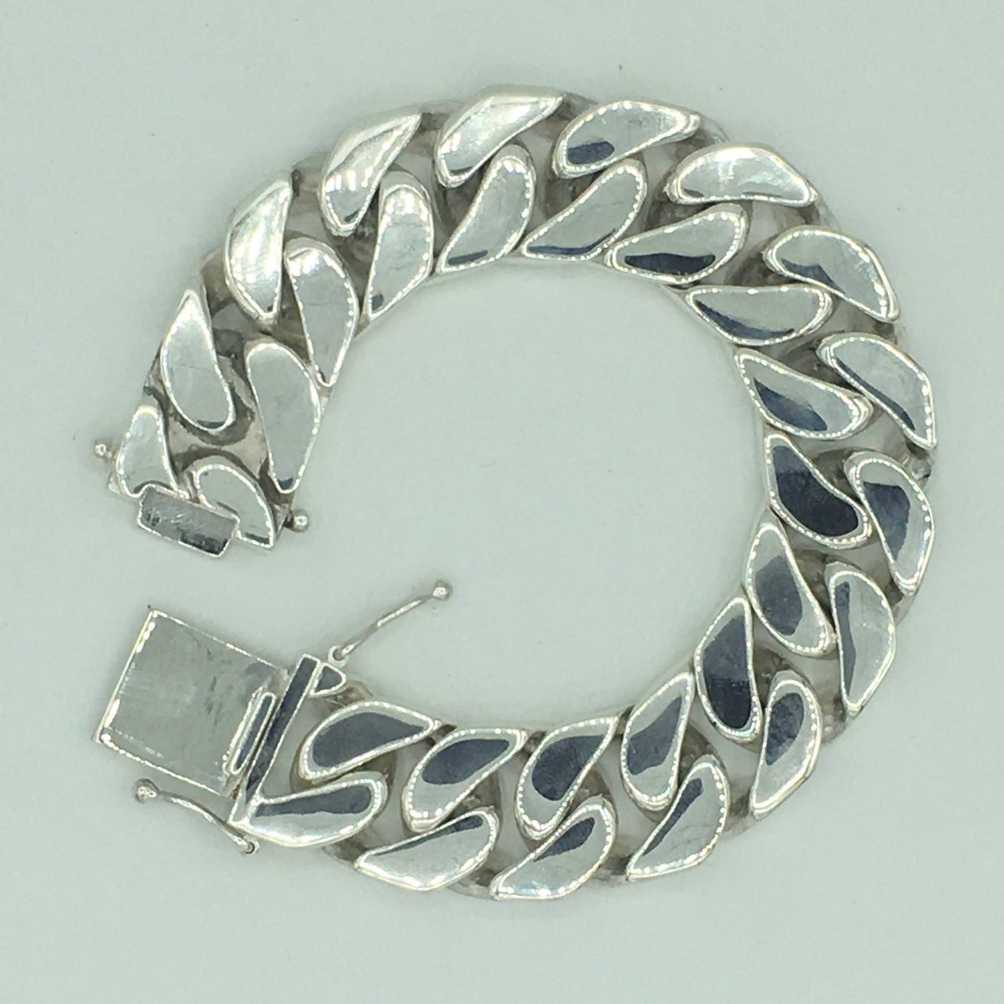 Square Curb Bracelet | Reverse Hidden Lock | 20mm wide