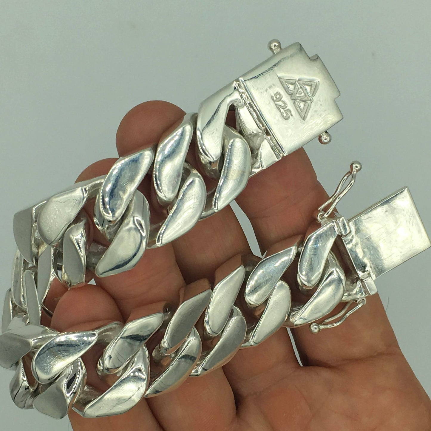 Square Curb Bracelet | Reverse Hidden Lock | 20mm wide - SilverWow™
