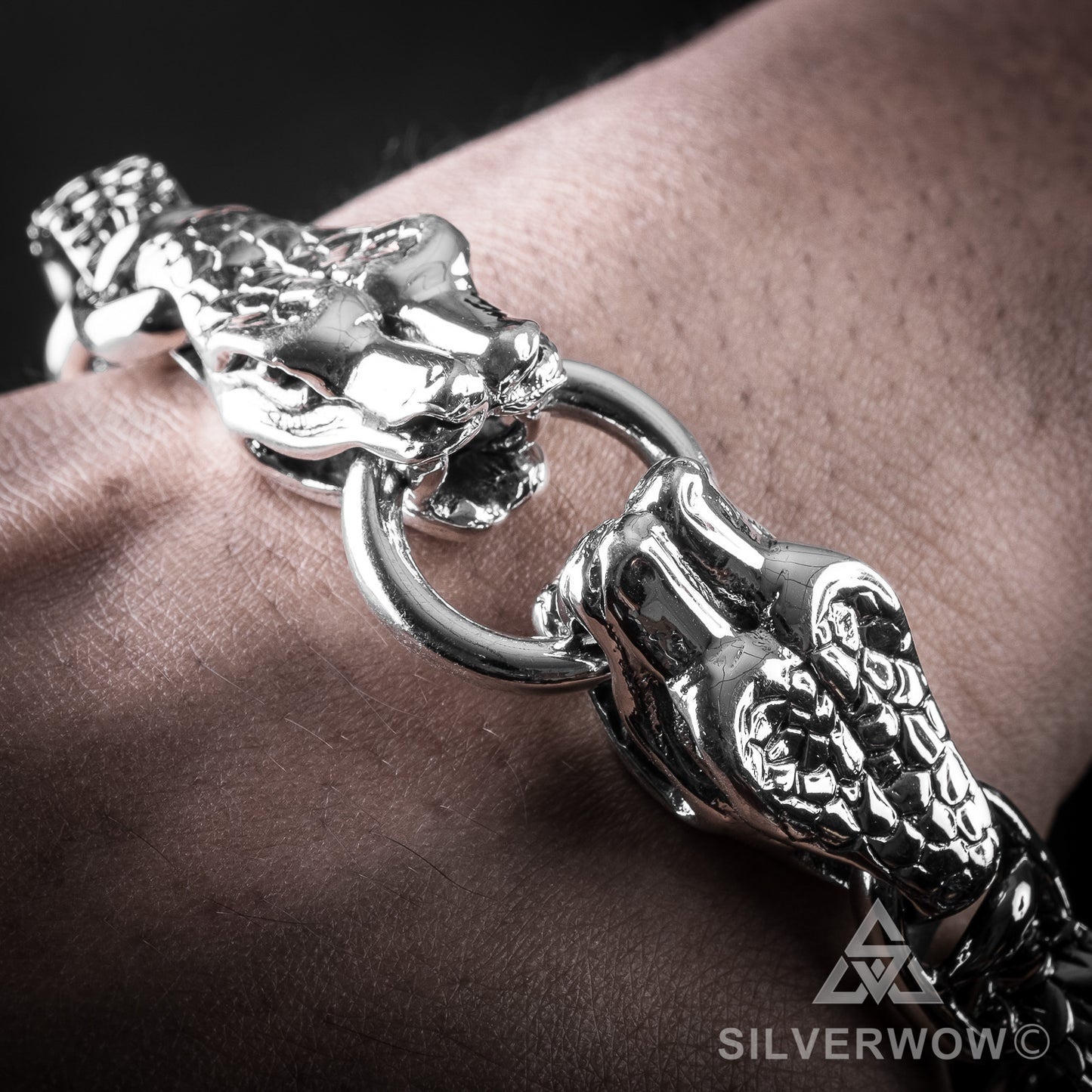 Snake Bracelet with Skulls Toggle Clasp - SilverWow™
