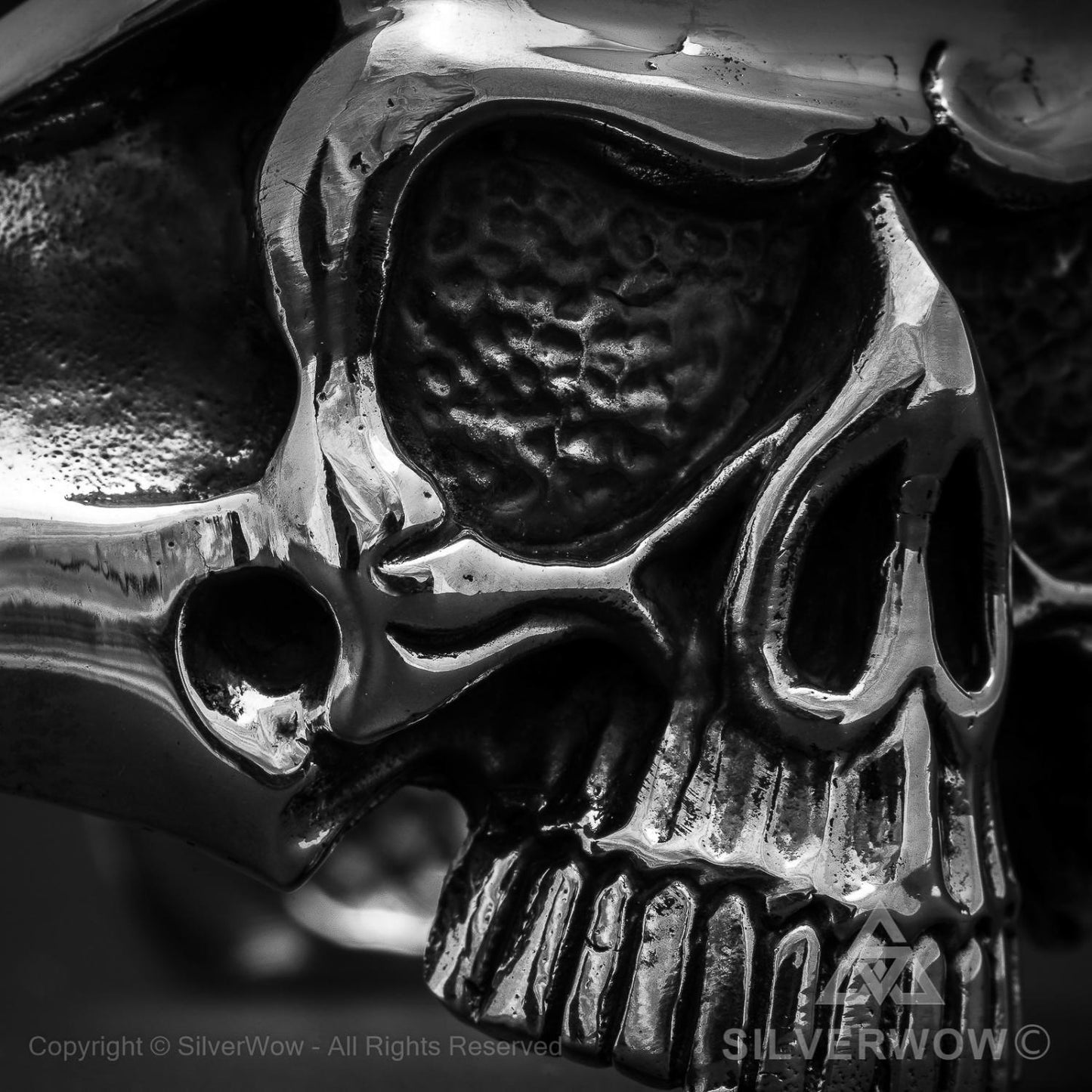 Big Skull Bangle - SilverWow™