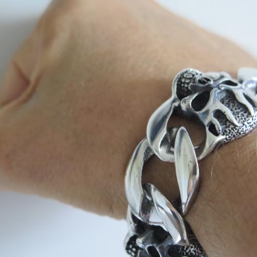 Biker Skull Bracelet KBB24 - SilverWow™