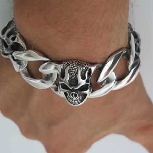 Biker Skull Bracelet KBB24 - SilverWow™