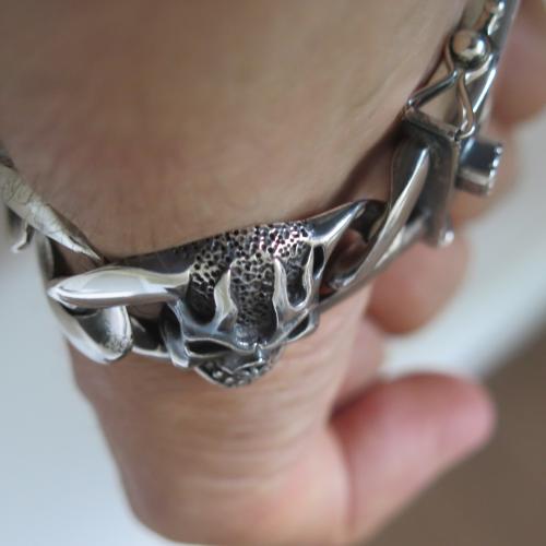 Biker Skull Bracelet KBB24 - SilverWow™