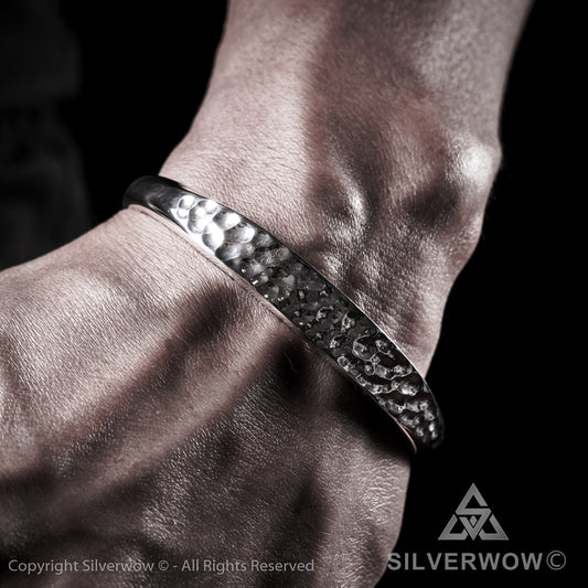 Hammered ID Torc Bangle 10 mm - SilverWow™
