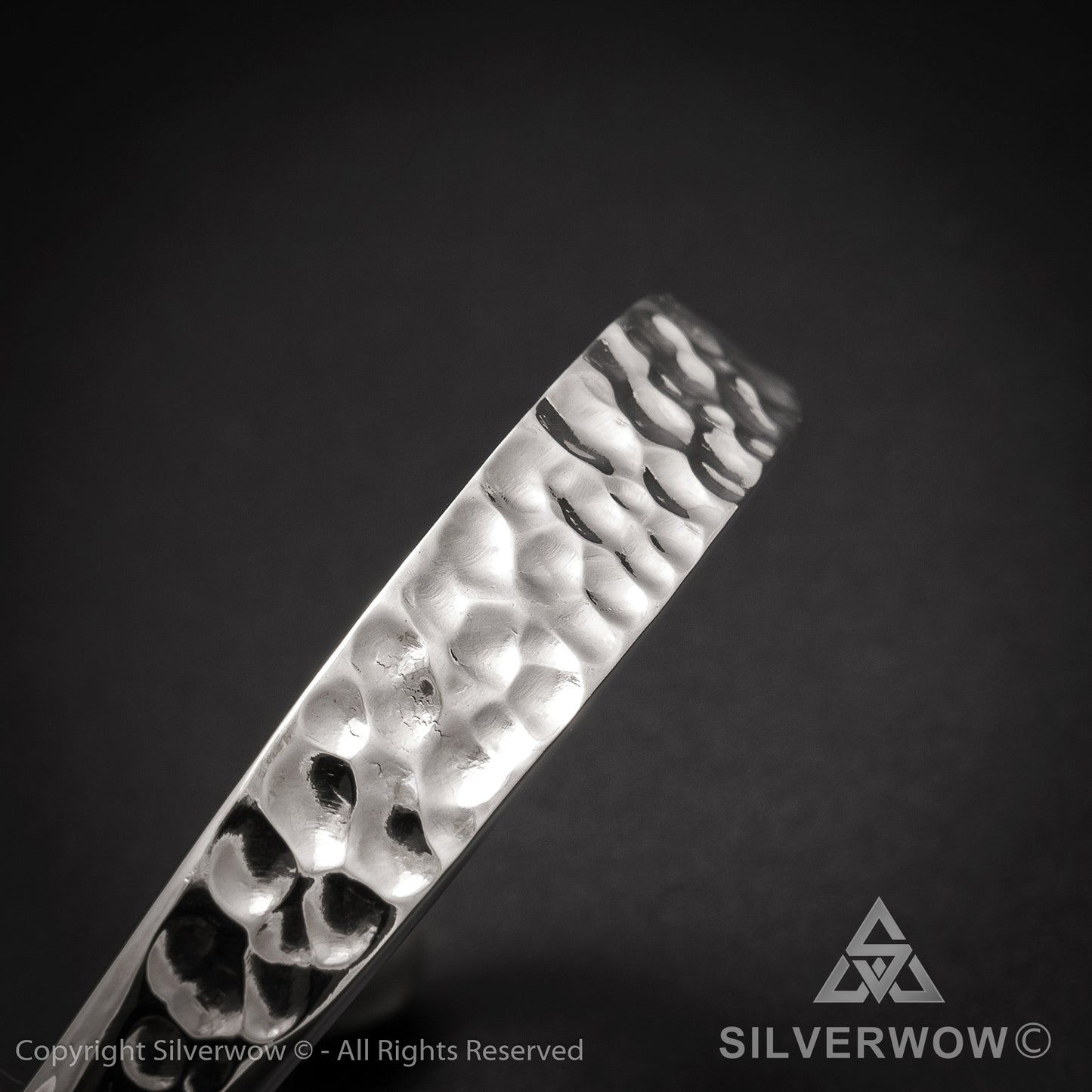Hammered ID Torc Bangle 10 mm - SilverWow™