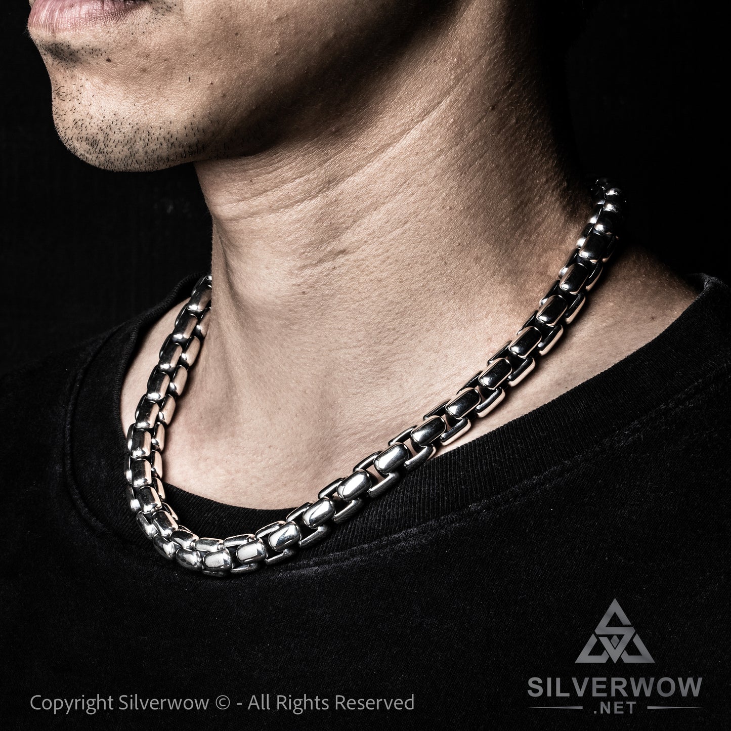 12mm silver box chain clasp on neck – thick chain for men in solid 925