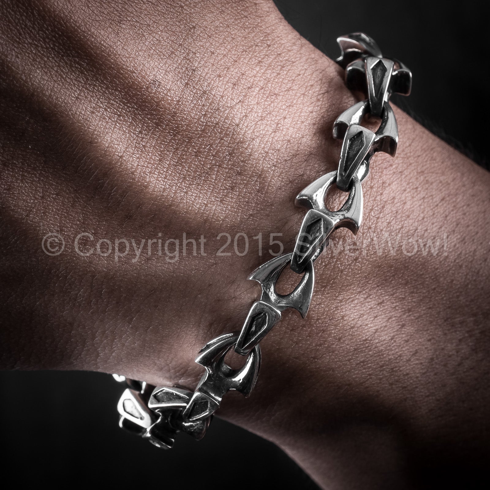 Shark Link Bracelet with Toggle Clasp - SilverWow™