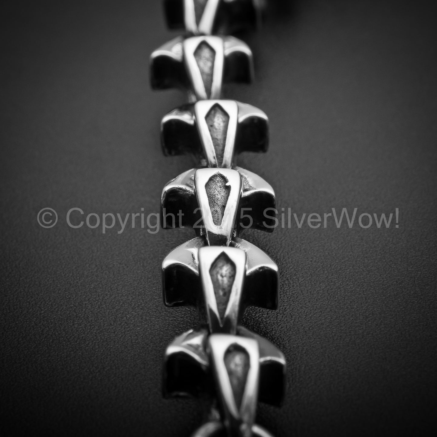 Shark Mens T-Bar Toggle Necklace Chain - SilverWow™