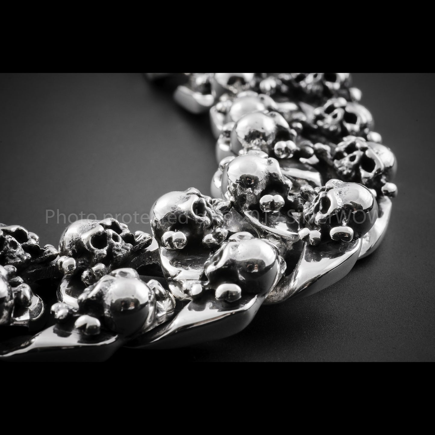 Heavy Cluster Skull Bracelet - SilverWow™