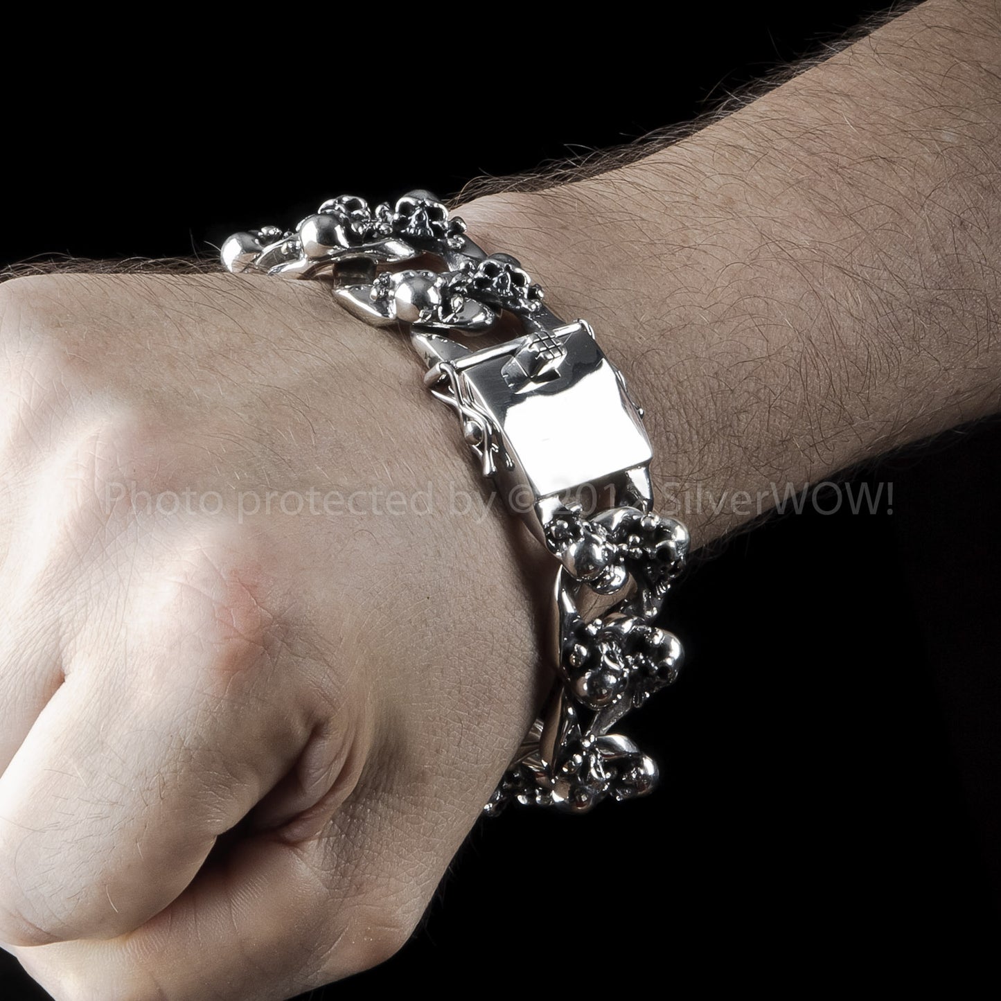 Heavy Cluster Skull Bracelet