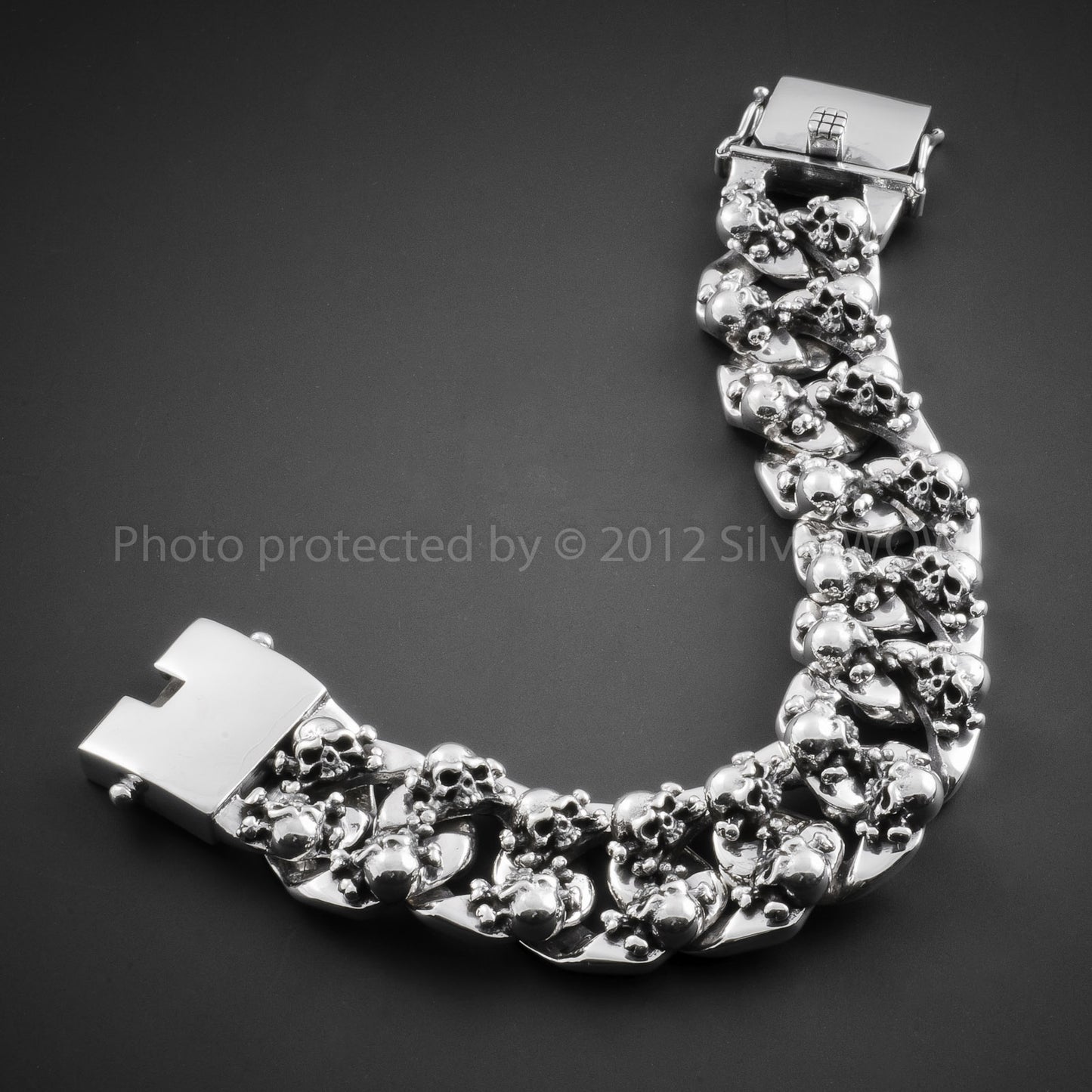 Heavy Cluster Skull Bracelet - SilverWow™
