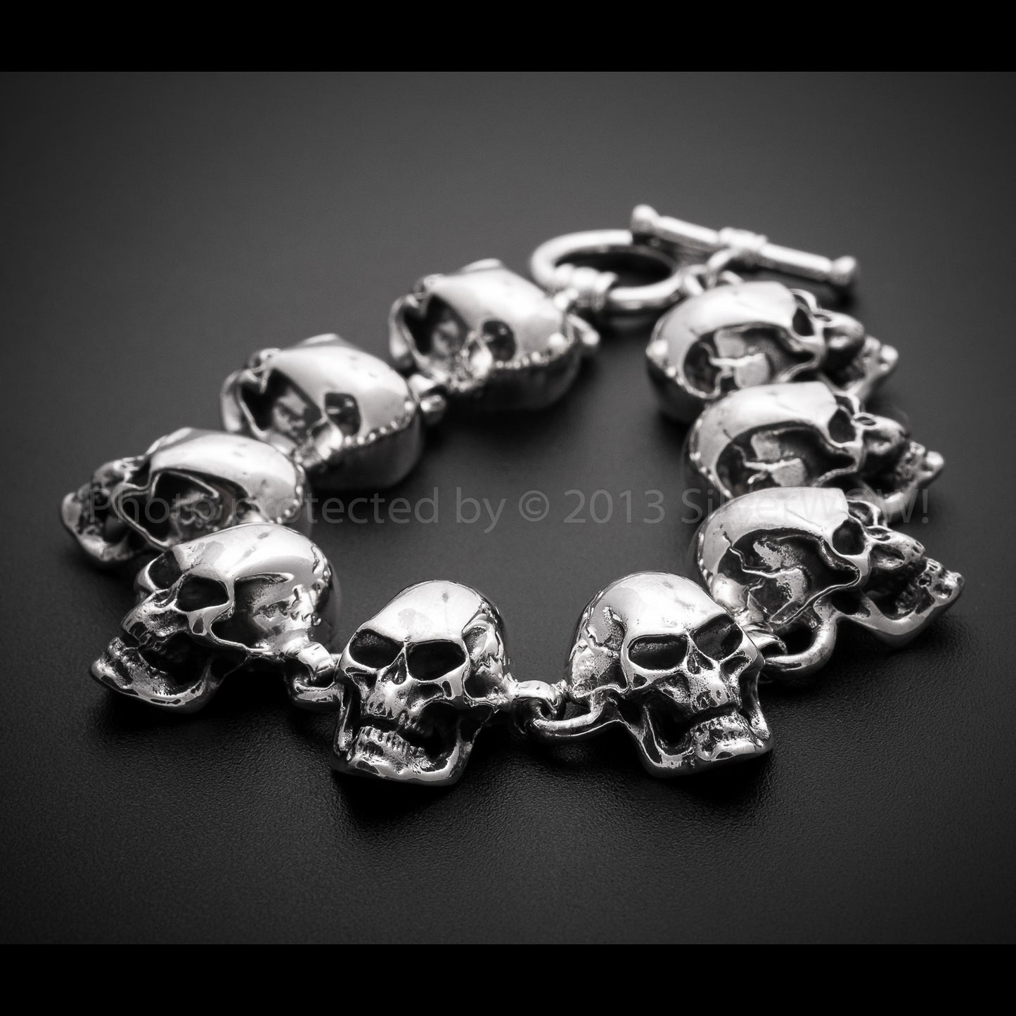 Skulls Bracelet - All Big Skulls