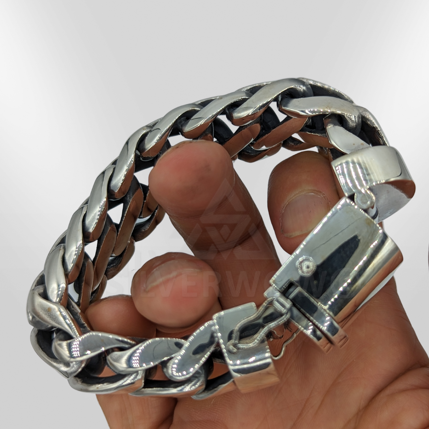 Woven Snake Bracelet 25 mm