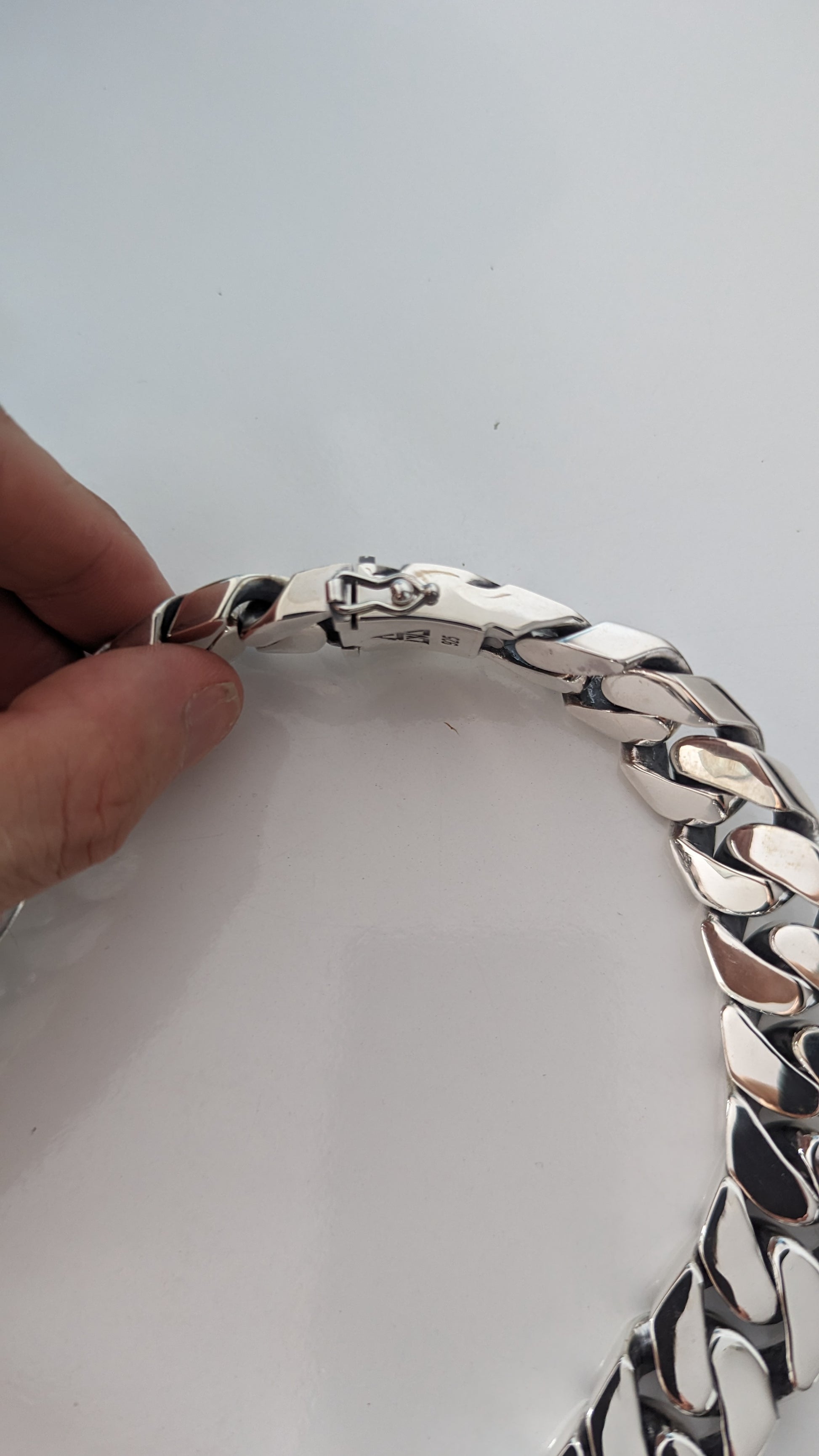 PL23 - 25mm Curb Necklace with Reverse Lock - SilverWow™