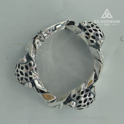 Back View of Leopard Silver Bracelet – Toggle Clasp and Chain Detail