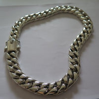 Barbed Wire Necklace Chain ( new lock version )