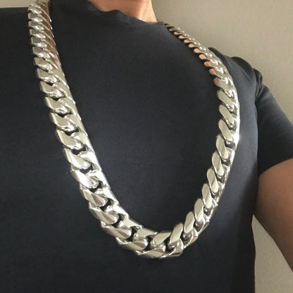 Heavy 26 inch curb chain necklace, thick Cuban link side angle
