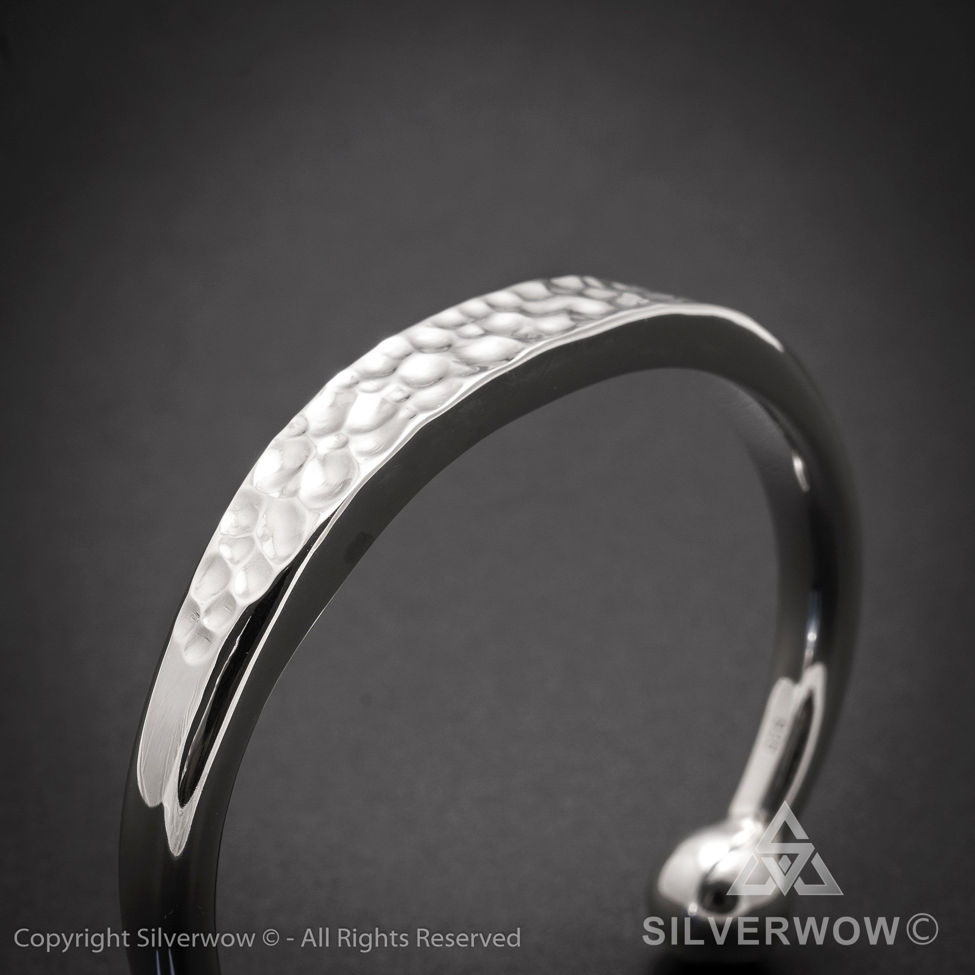 Sterling Silver Flattened Bangle Bracelet with Closure – Klaebu