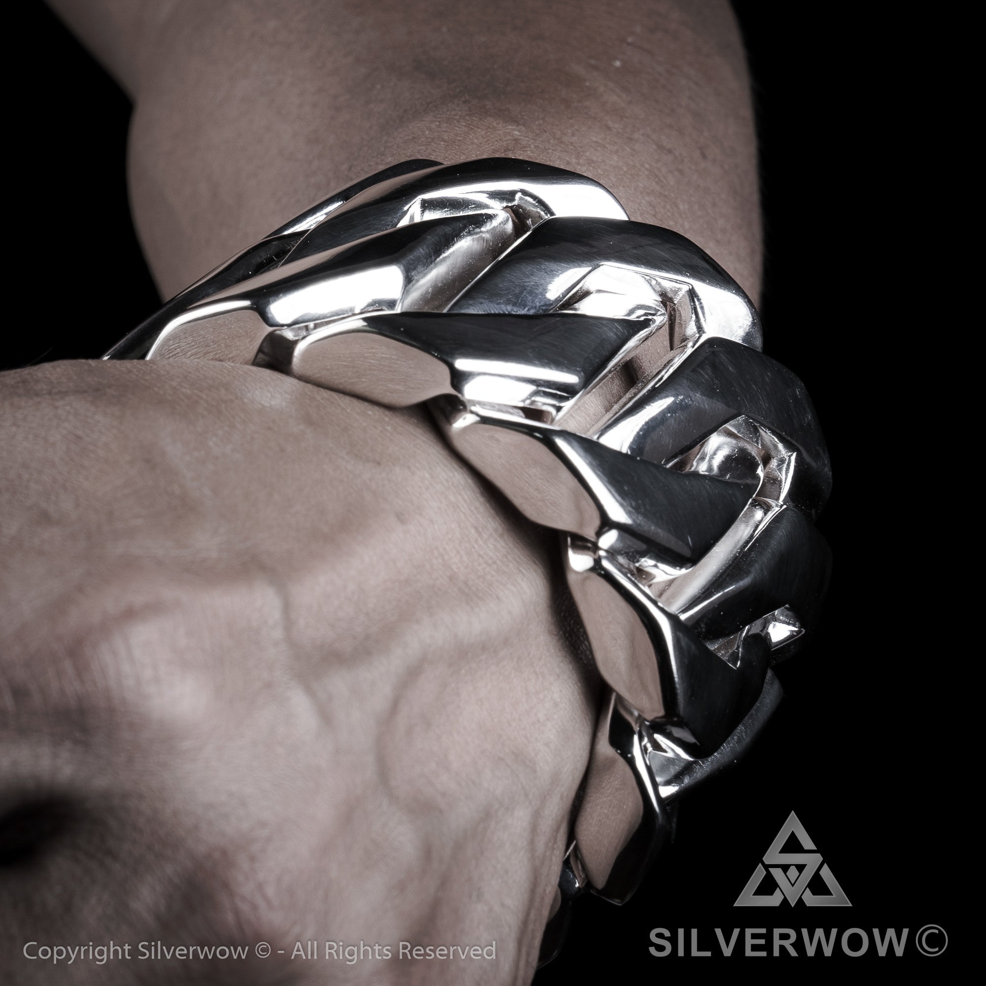 Plain Men's Silver Bangle Bracelet - Noor | NineTwoFive