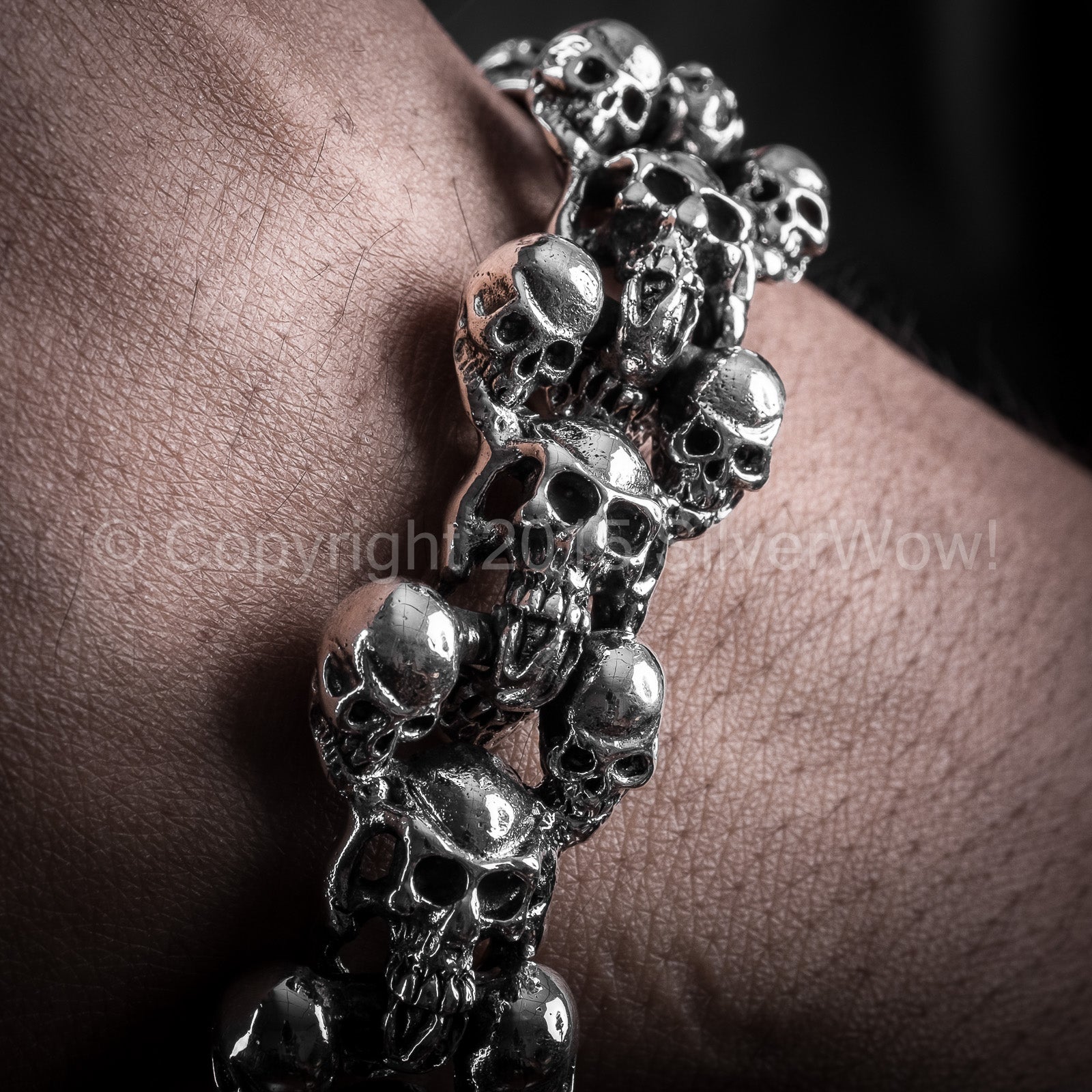 Mens Sterling Silver Skull Bracelet - Jewelry1000.com